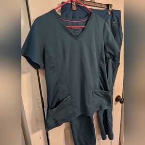 Healing Hands Purple Label Yoga scrub set